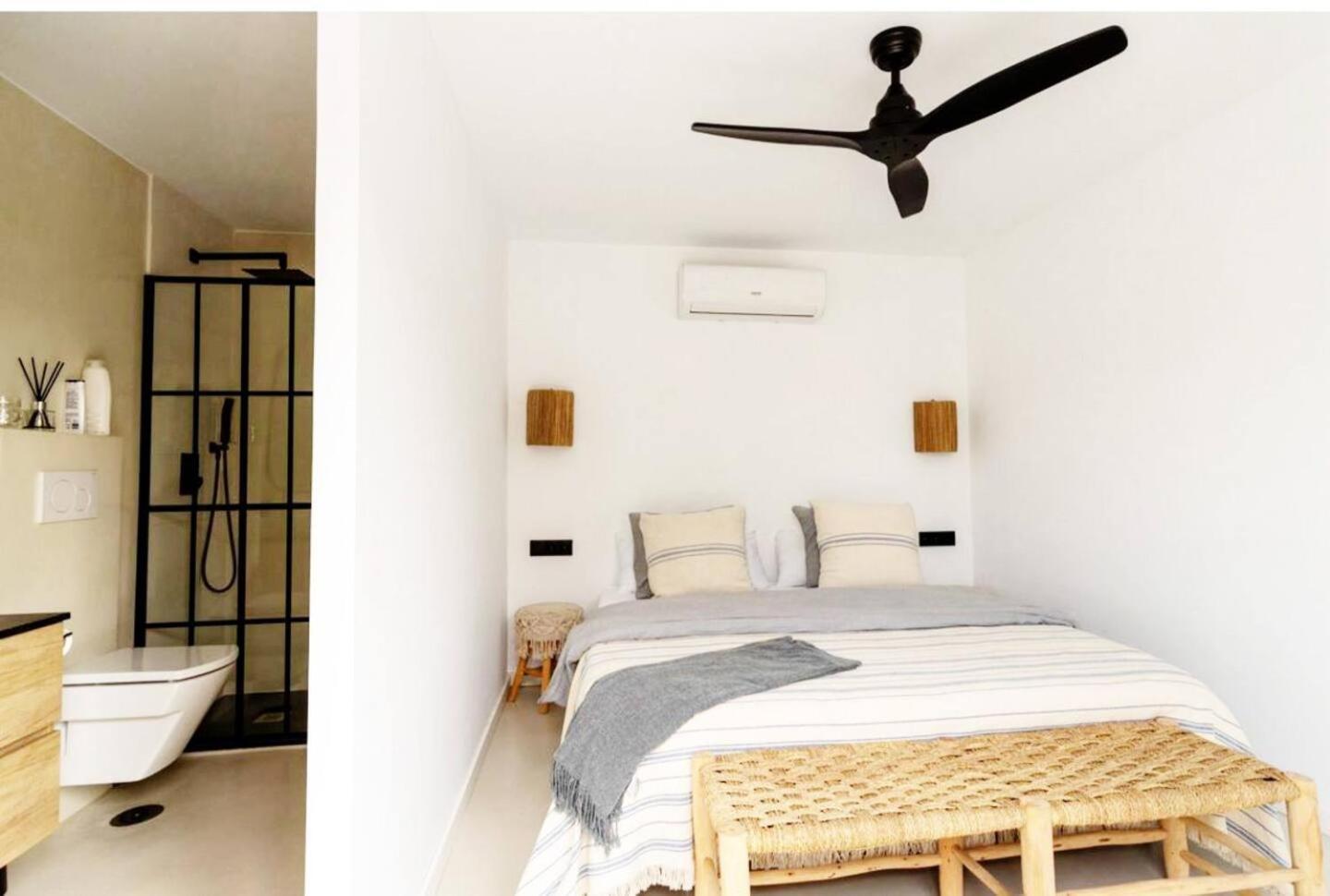 Casanoa Luxury Villa Bed And Breakfast ฮาเวอา ภายนอก รูปภาพ